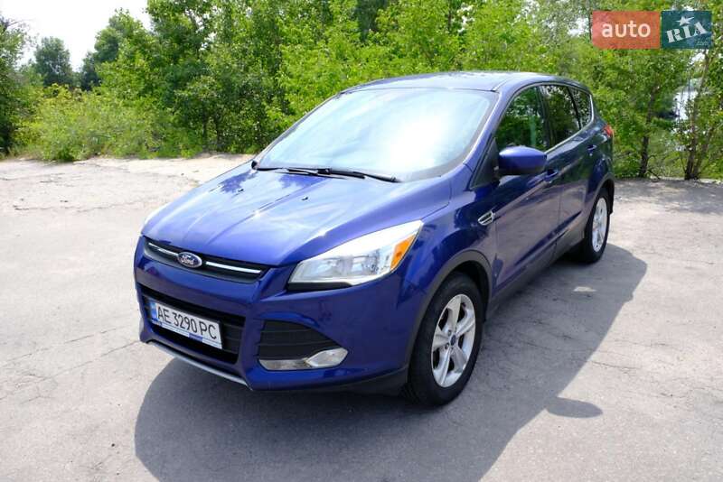 Внедорожник / Кроссовер Ford Escape 2016 в Днепре