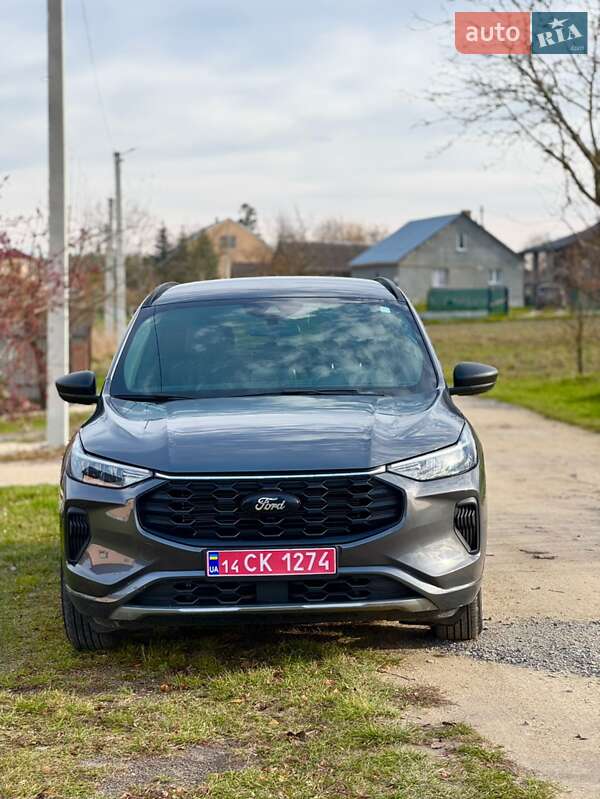 Позашляховик / Кросовер Ford Escape 2023 в Золочеві