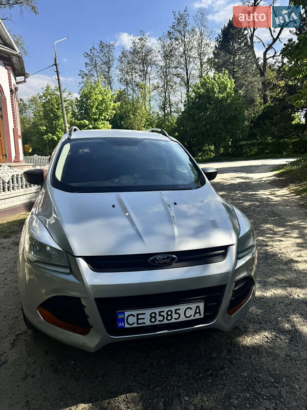 Внедорожник / Кроссовер Ford Escape 2012 в Черновцах
