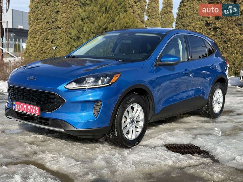 Позашляховик / Кросовер Ford Escape 2020 в Львові