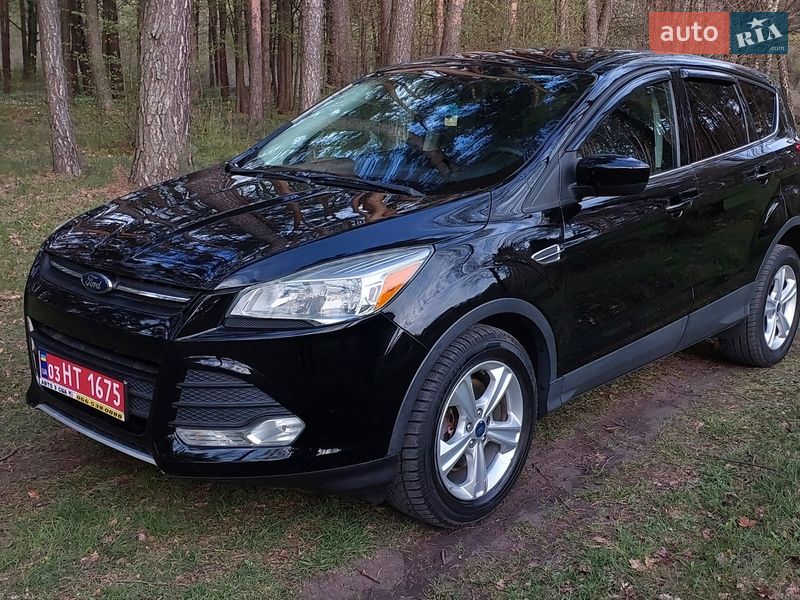 Позашляховик / Кросовер Ford Escape 2016 в Дубні