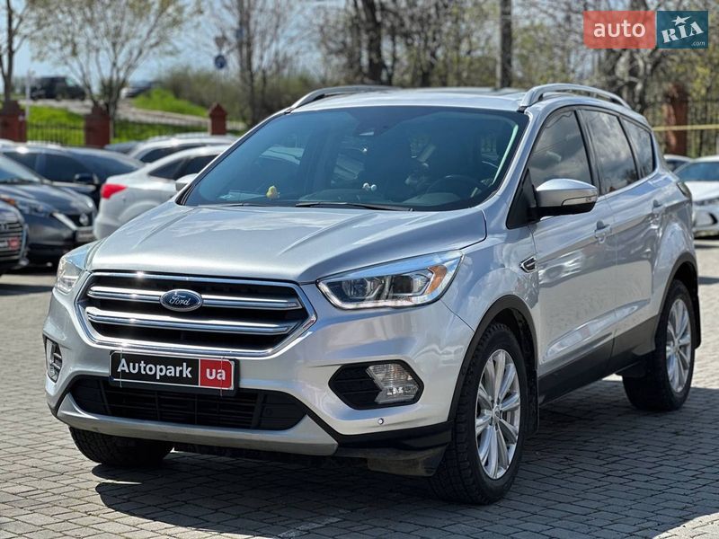 Позашляховик / Кросовер Ford Escape 2017 в Одесі