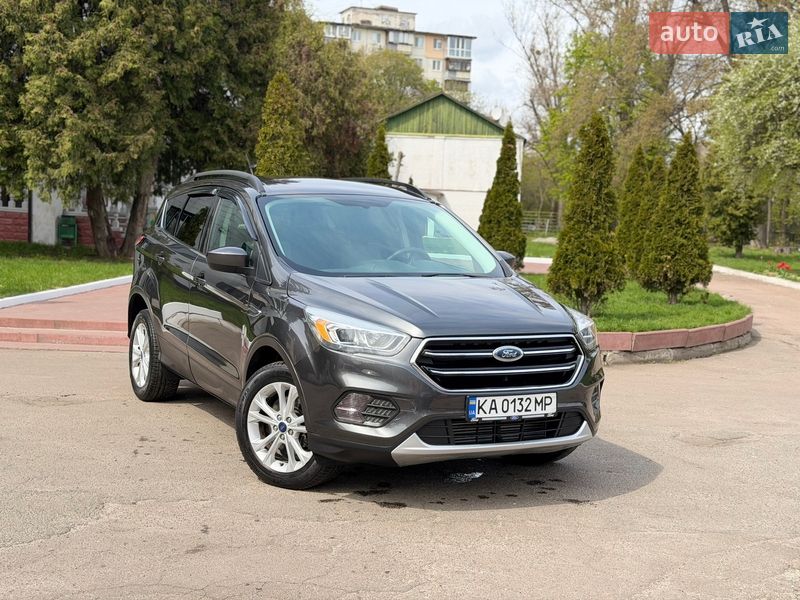 Позашляховик / Кросовер Ford Escape 2016 в Києві