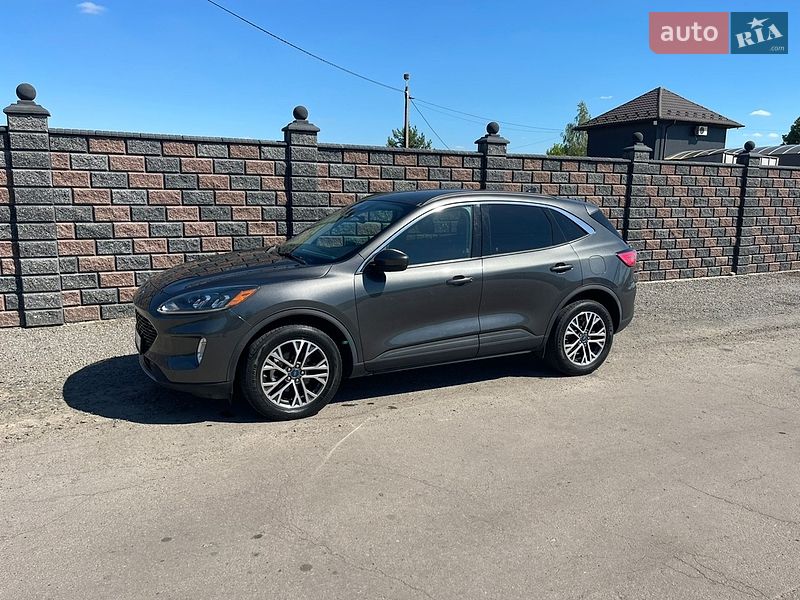 Внедорожник / Кроссовер Ford Escape 2019 в Ровно