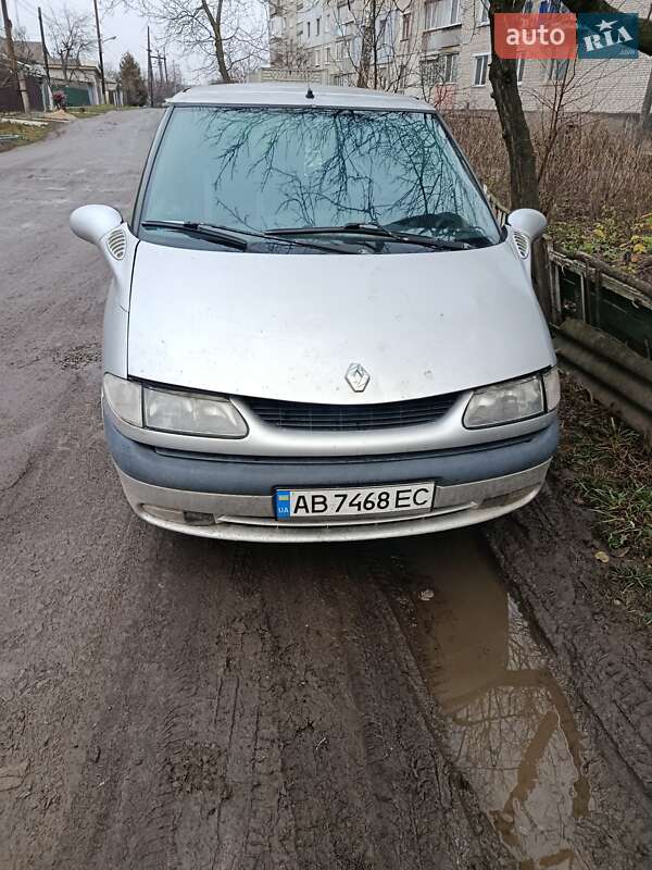 Минивэн Renault Espace 1999 в Баре Минивэн Renault Espace 1999 в Баре