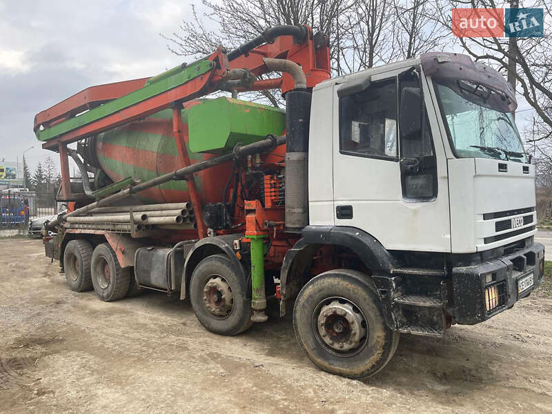 Бетононасос Iveco EuroTrakker 1999 в Черновцах