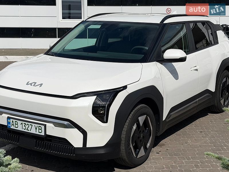 Внедорожник / Кроссовер Kia EV3 2025 в Киеве