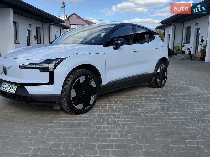 Внедорожник / Кроссовер Volvo EX30 2024 в Луцке