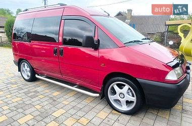 Мінівен Peugeot Expert 2000 в Чернівцях