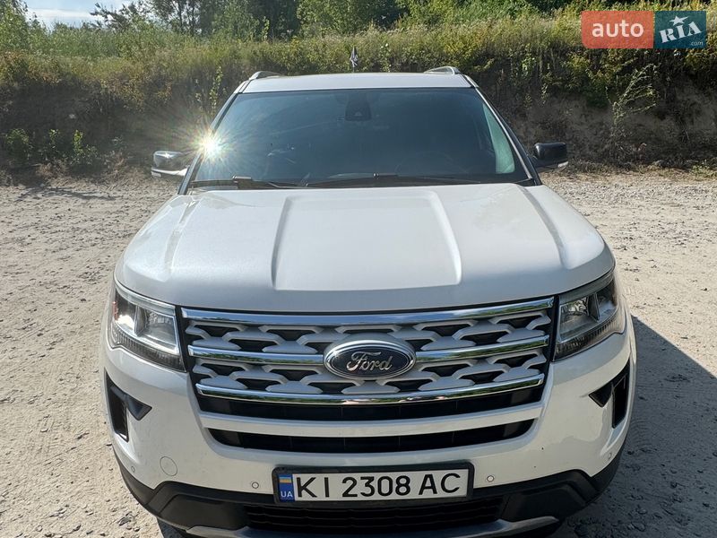 Позашляховик / Кросовер Ford Explorer 2018 в Києві