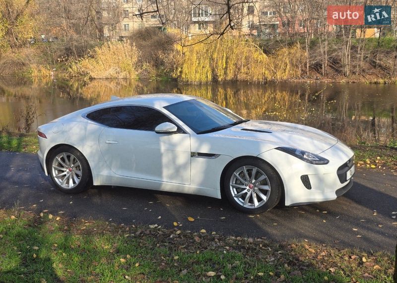 Купе Jaguar F-Type 2016 в Киеве