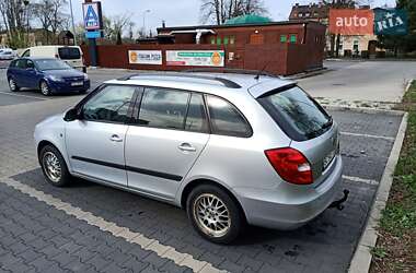 Универсал Skoda Fabia 2010 в Пустомытах