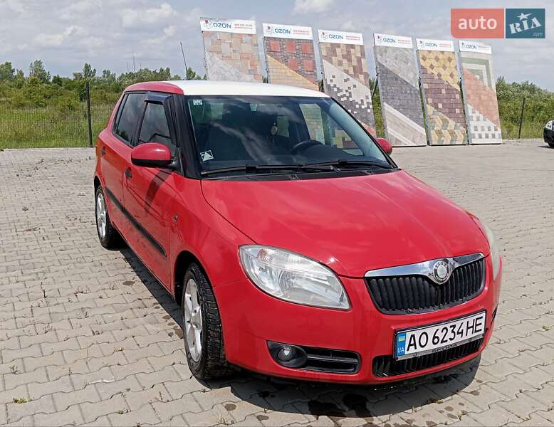 Хетчбек Skoda Fabia 2010 в Вилку