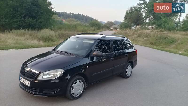 Универсал Skoda Fabia 2010 в Ужгороде