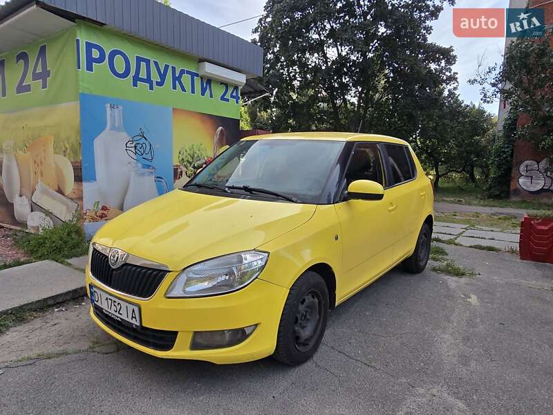 Хэтчбек Skoda Fabia 2012 в Киеве Хэтчбек Skoda Fabia 2012 в Киеве
