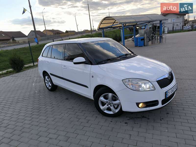 Универсал Skoda Fabia 2008 в Ужгороде