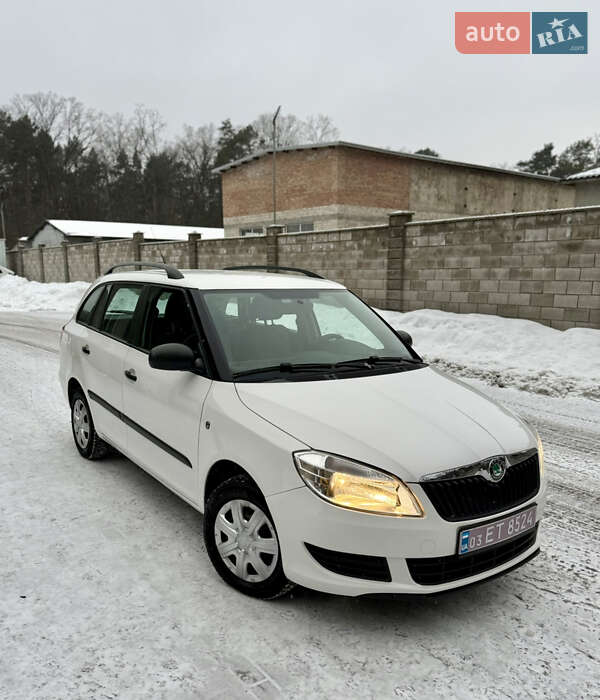 Универсал Skoda Fabia 2011 в Луцке