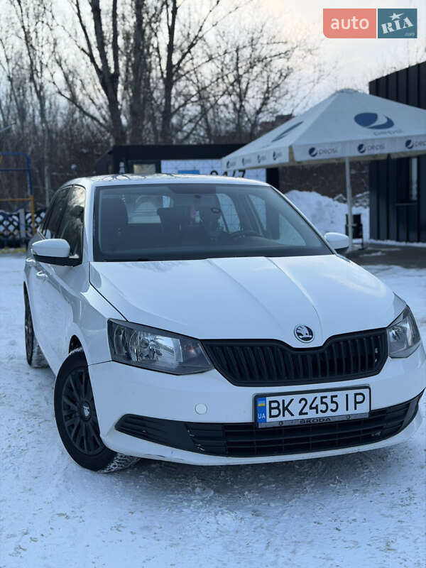 Универсал Skoda Fabia 2016 в Ровно