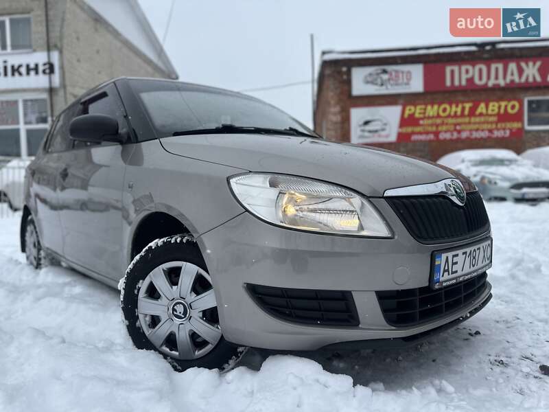 Хэтчбек Skoda Fabia 2011 в Смеле