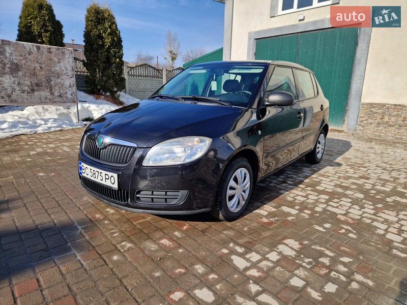 Хэтчбек Skoda Fabia 2008 в Золочеве