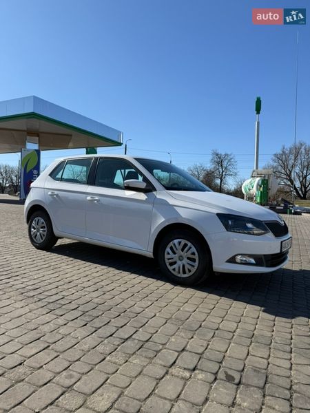 Хэтчбек Skoda Fabia 2018 в Чернигове