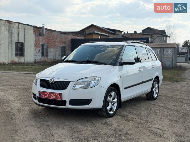 Универсал Skoda Fabia 2009 в Ивано-Франковске Универсал Skoda Fabia 2009 в Ивано-Франковске