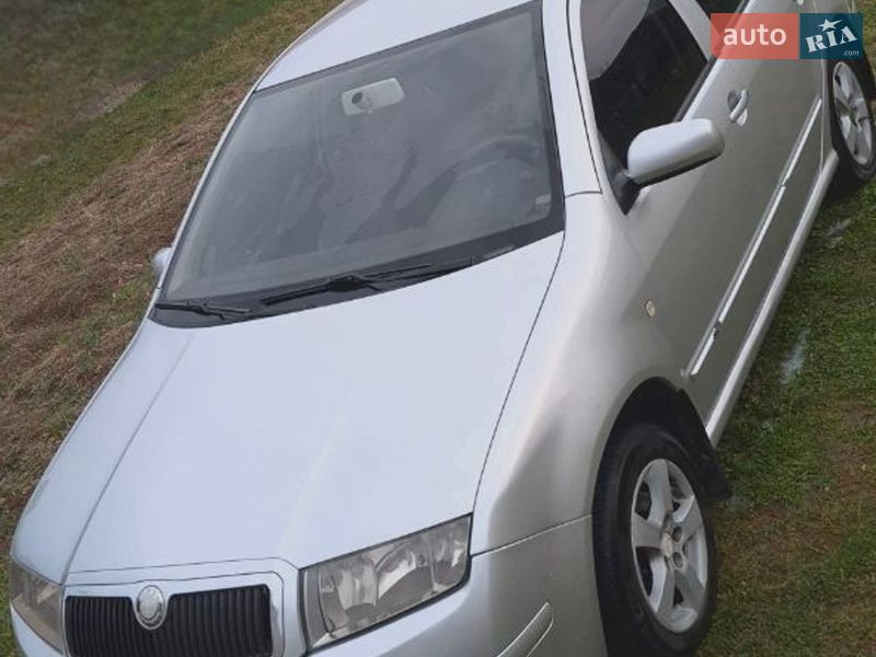 Седан Skoda Fabia 2005 в Стрые