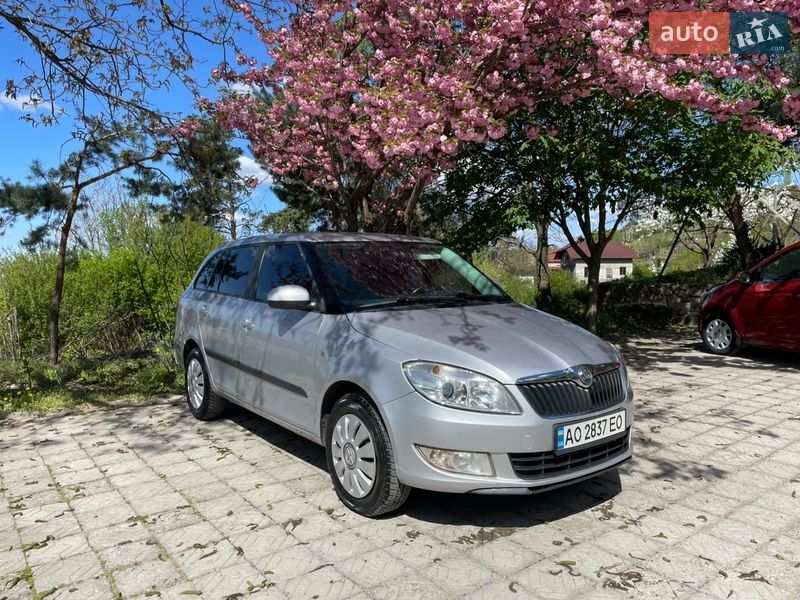 Универсал Skoda Fabia 2010 в Виноградове