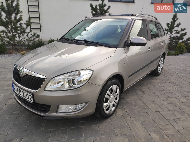 Універсал Skoda Fabia 2011 в Луцьку