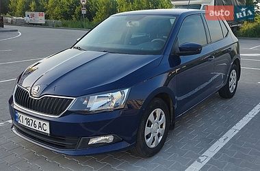 Хэтчбек Skoda Fabia 2016 в Ирпене