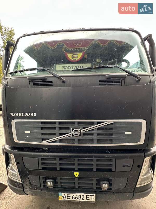 Тягач Volvo FH 12 2006 в Днепре Тягач Volvo FH 12 2006 в Днепре