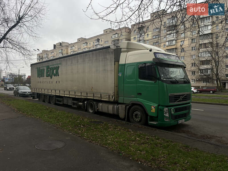 Тягач Volvo FH 13 2013 в Києві Тягач Volvo FH 13 2013 в Києві