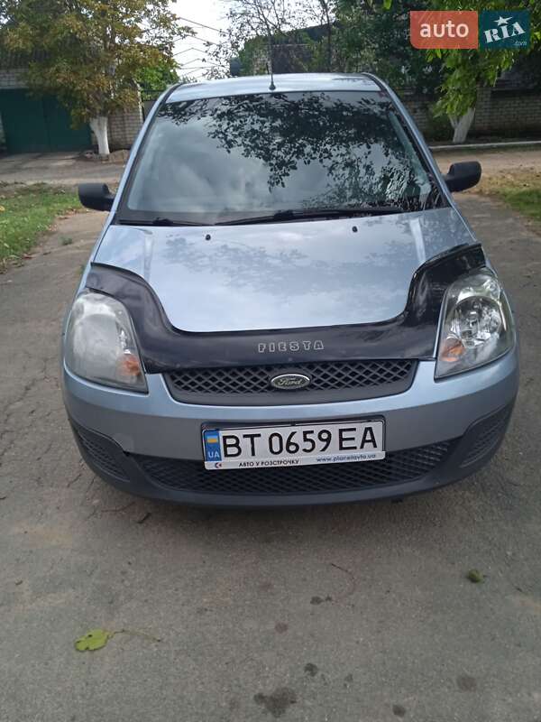 Хэтчбек Ford Fiesta 2007 в Новой Одессе