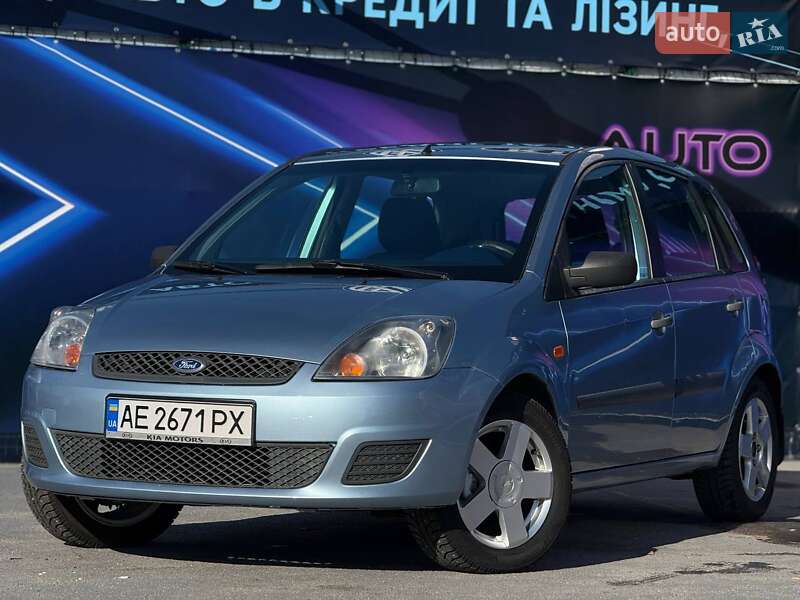 Хэтчбек Ford Fiesta 2006 в Запорожье