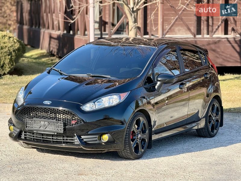 Хэтчбек Ford Fiesta 2018 в Днепре