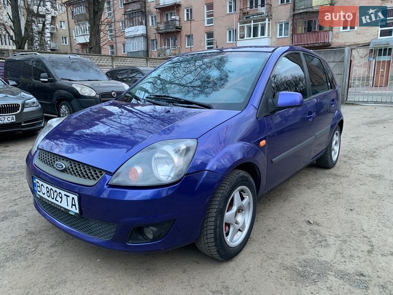 Хэтчбек Ford Fiesta 2006 в Луцке Хэтчбек Ford Fiesta 2006 в Луцке