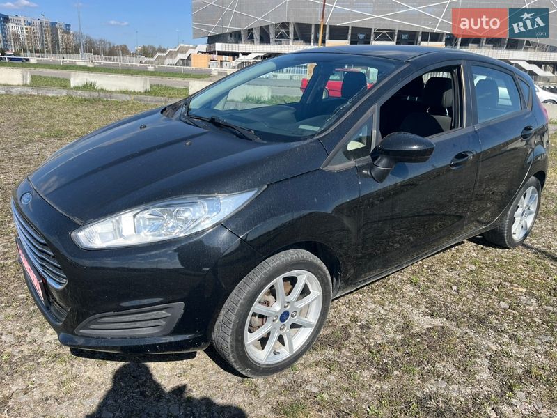 Хэтчбек Ford Fiesta 2017 в Львове