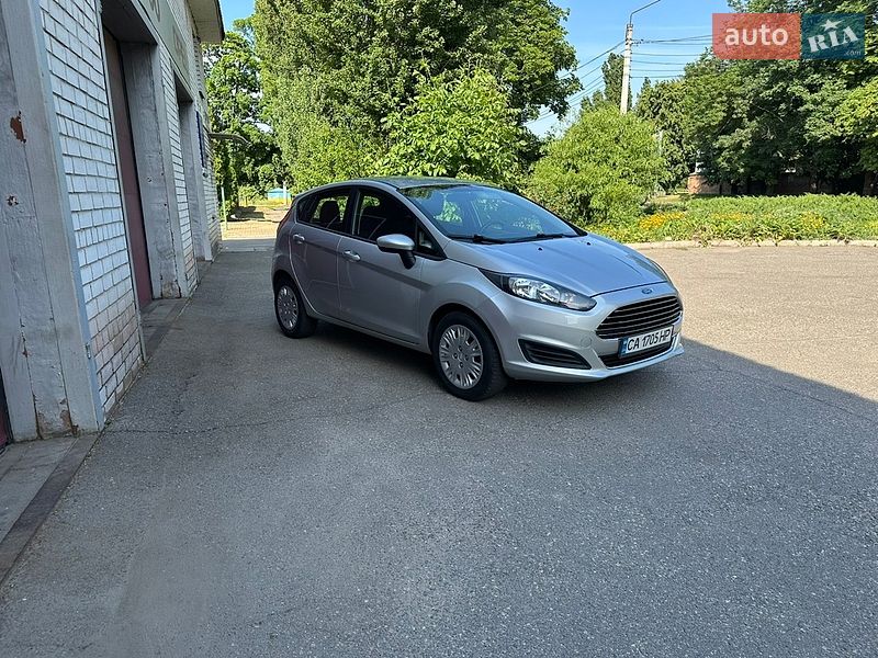 Хэтчбек Ford Fiesta 2014 в Черкассах