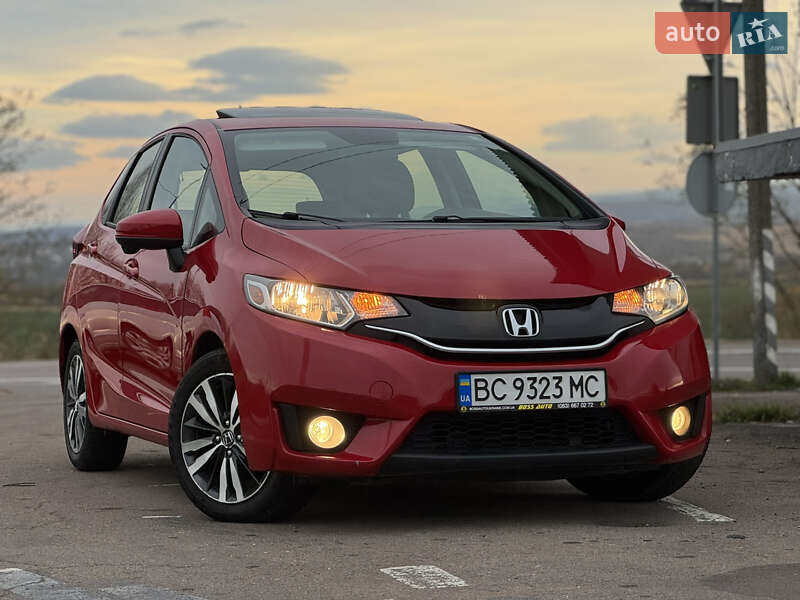 Хетчбек Honda Fit 2017 в Дрогобичі