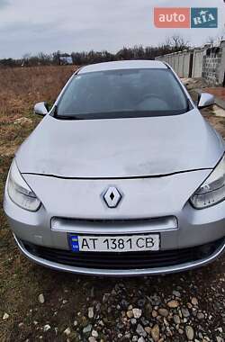 Седан Renault Fluence 2010 в Ивано-Франковске Седан Renault Fluence 2010 в Ивано-Франковске
