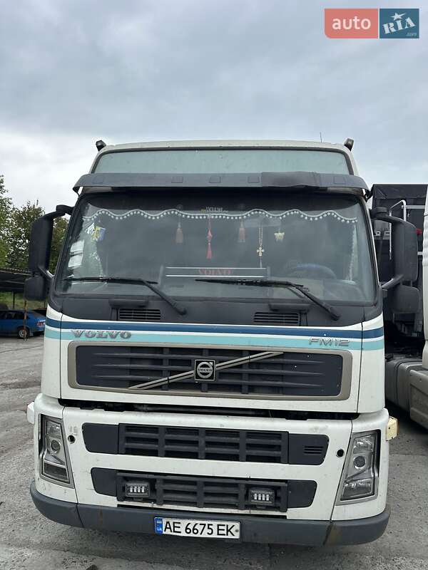 Тягач Volvo FM 12 2004 в Днепре Тягач Volvo FM 12 2004 в Днепре