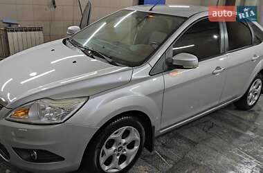Хэтчбек Ford Focus 2010 в Соленом