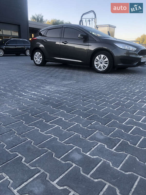 Хэтчбек Ford Focus 2016 в Зборове