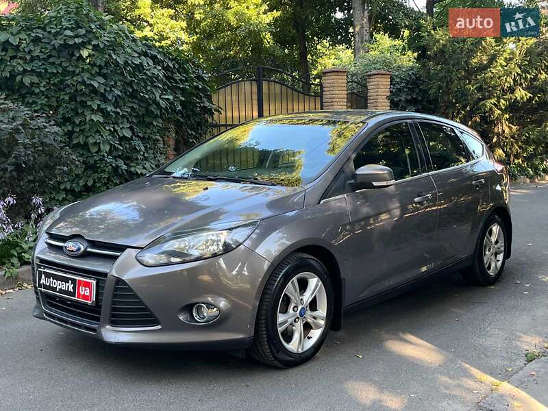 Хэтчбек Ford Focus 2012 в Киеве