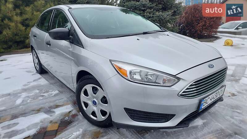 Седан Ford Focus 2017 в Днепре Седан Ford Focus 2017 в Днепре