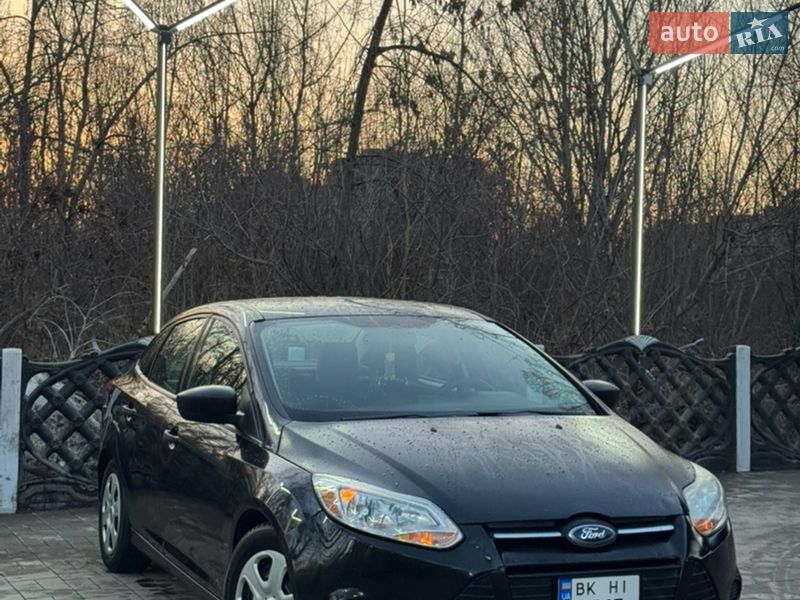 Седан Ford Focus 2012 в Рівному Седан Ford Focus 2012 в Рівному