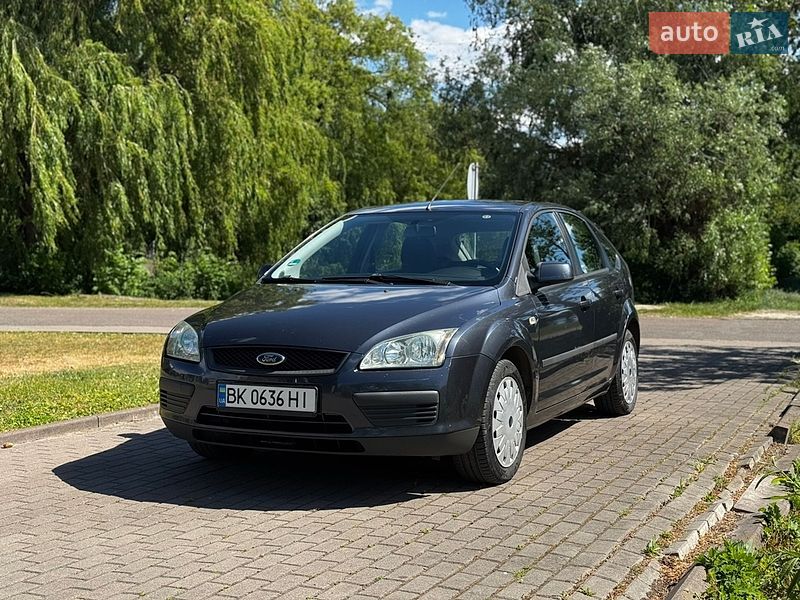 Хэтчбек Ford Focus 2006 в Млинове