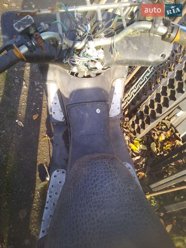 Скутер Honda Foresight 250 1999 в Днепре