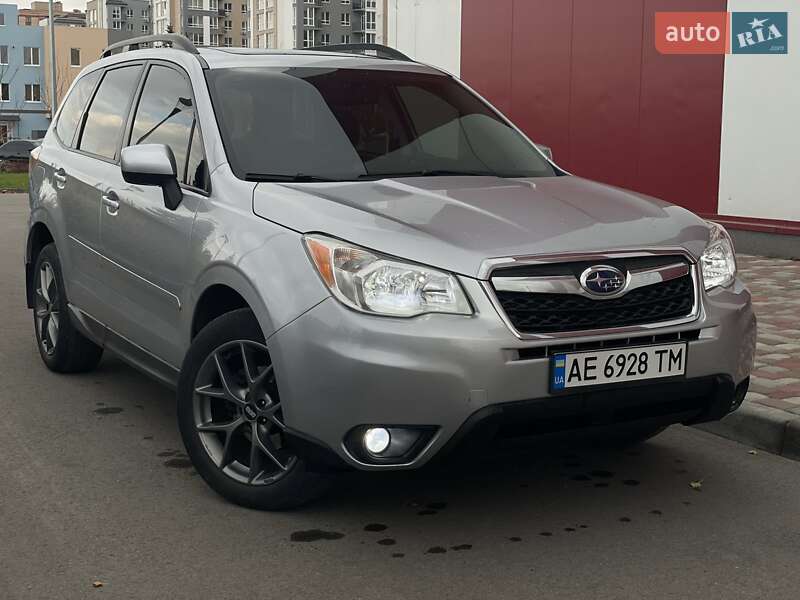 Внедорожник / Кроссовер Subaru Forester 2014 в Днепре