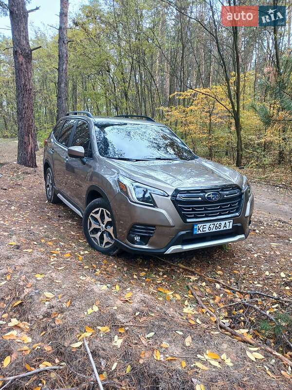 Внедорожник / Кроссовер Subaru Forester 2019 в Верхнеднепровске